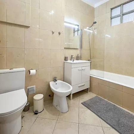 Apartment Lovely In The With Terrace Lisbon